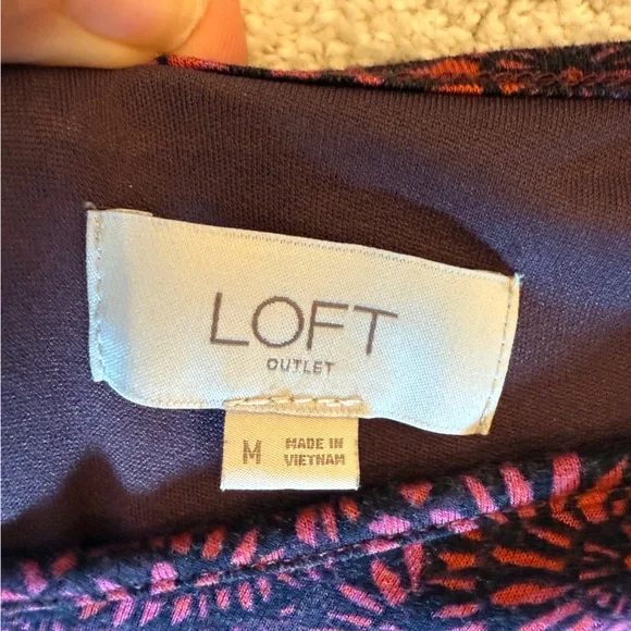 EUC Loft knee-length dress - Picture 5 of 6